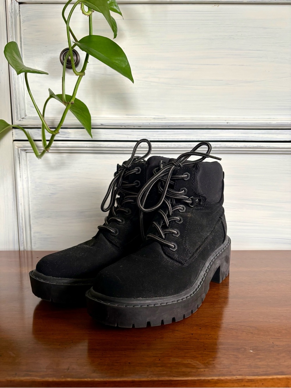 Kendall & Kylie Black Lace-Up Chunky Heel Ankle Boots